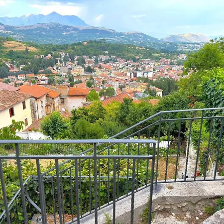 In Near Center * טאליאקוצו