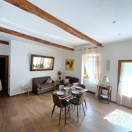 In Near Center * Tagliacozzo